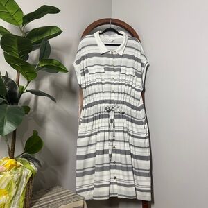 Lularoe 3XL White Gray Striped Stacie Short Sleeve Collared Shirt Dress
